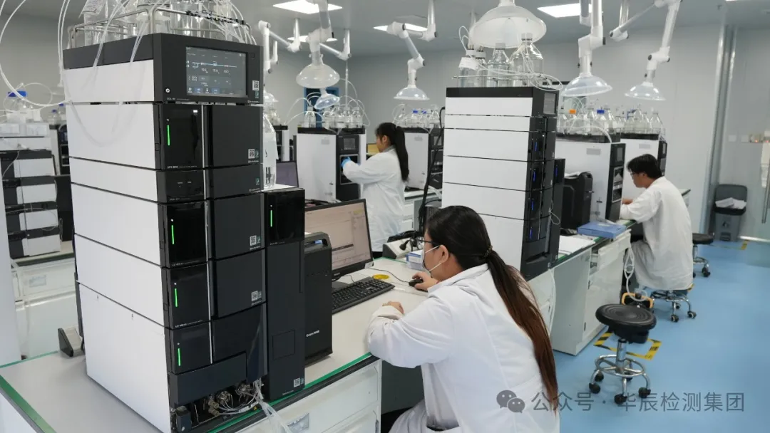 不朽情缘员工国庆坚守岗位，，，以现实验动诠释责任与继续！-企业新闻-不朽情缘
