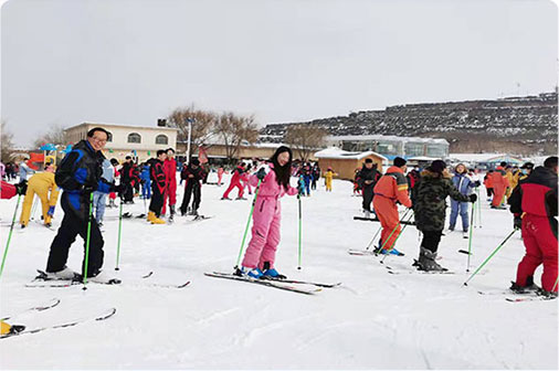 “速率与翱翔，，，，，欢喜与欢笑绽放在雪地”冬季拓...